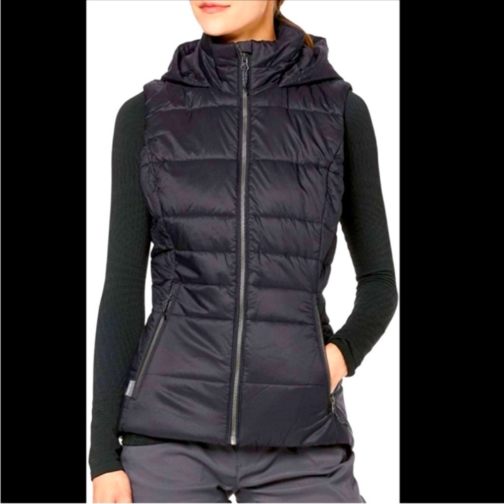Icebreaker MerinoLOFT Stratus Hooded Vest
